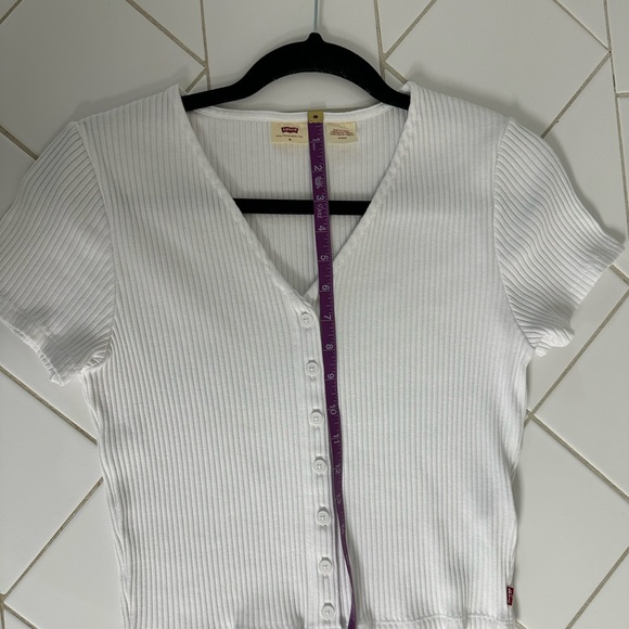 Levi’s Cropped Ribbed Tee - Picture 3 of 6